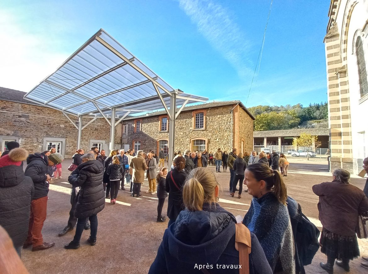 Institution Saint-Pierre à Courpiere - Restructuration des salles de classe secondaires, aménagement des classes maternelles et création d'une ombrière